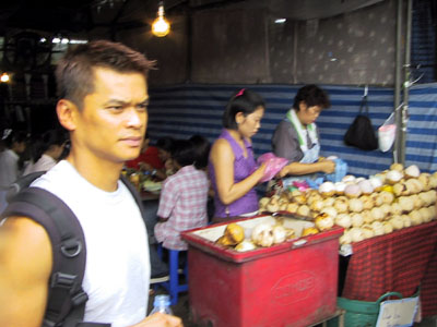 Richard's Coconuts Shopping