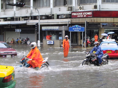 Traffic Cop Bangkok