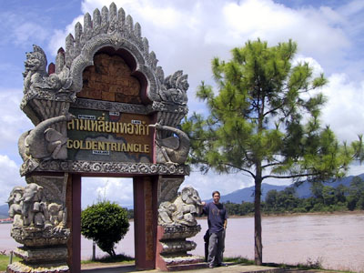 Gold Tri Sign Chiang Rai