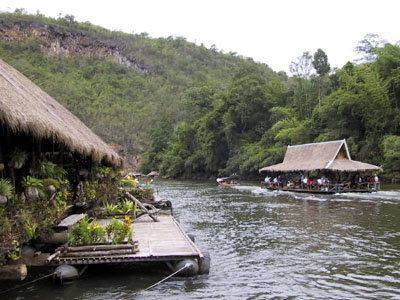 Raft Hotel Kanchanaburi